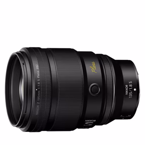 NIKKOR Z 135mm f/1.8 S Plena